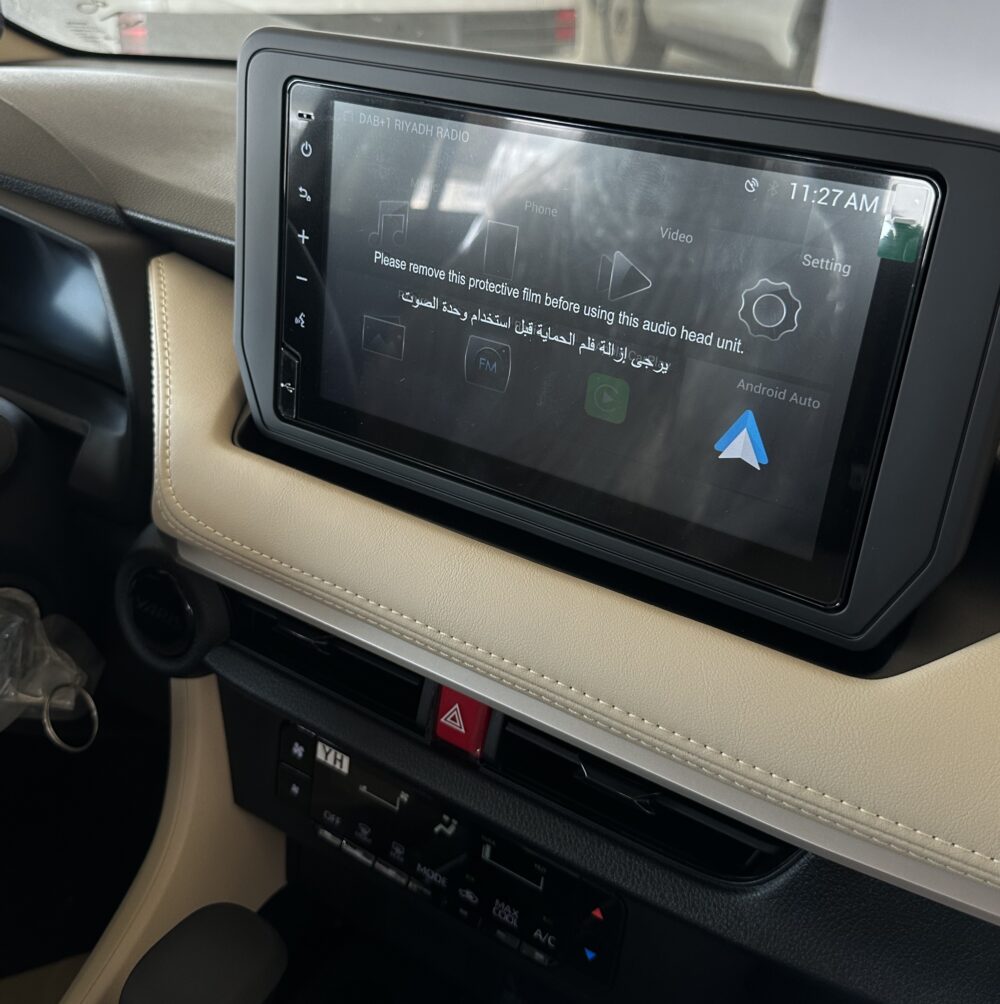 تويوتا يارس واى بلس 2026 أسود