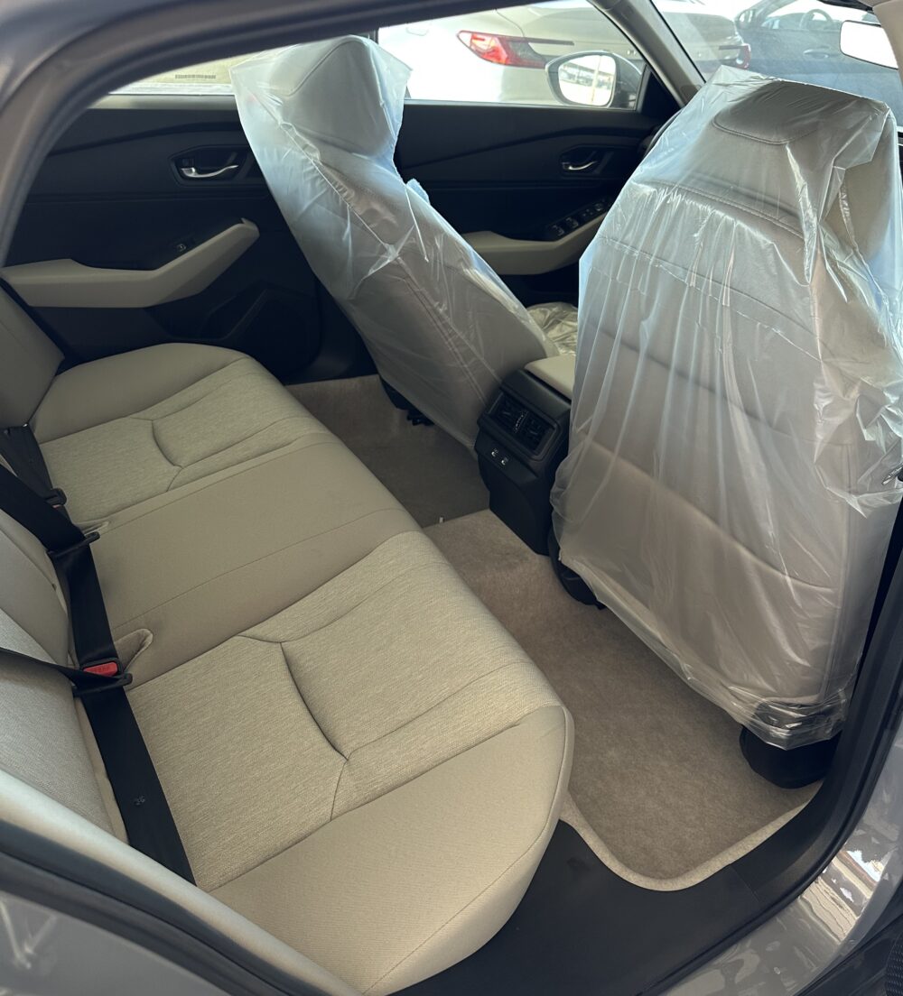 هوندا أكورد نص فل أسمنتى موديل 2025