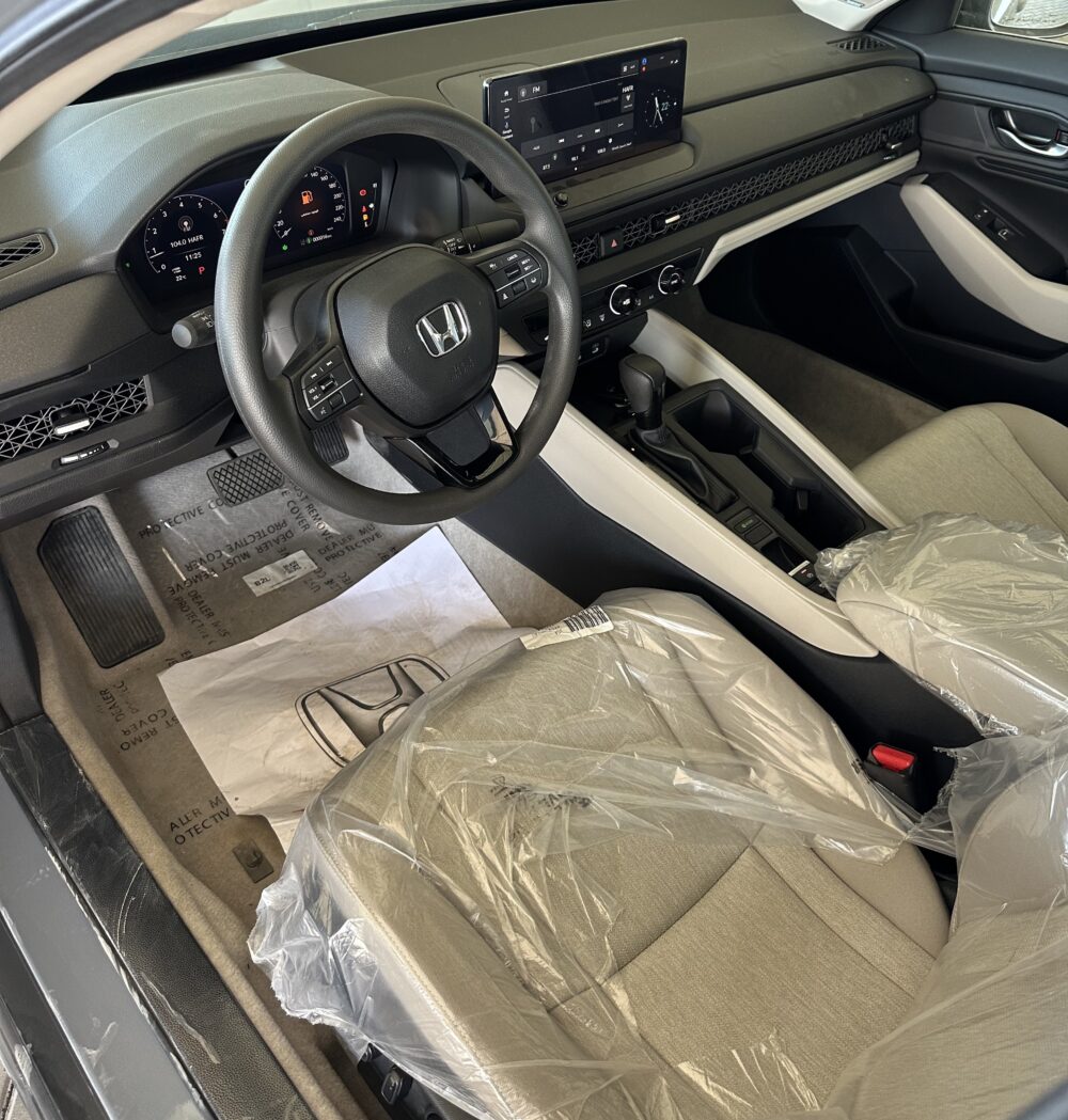 هوندا أكورد نص فل أسمنتى موديل 2025