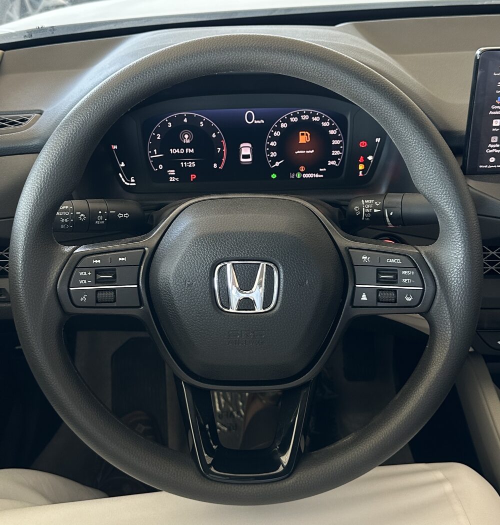 هوندا أكورد نص فل أسمنتى موديل 2025