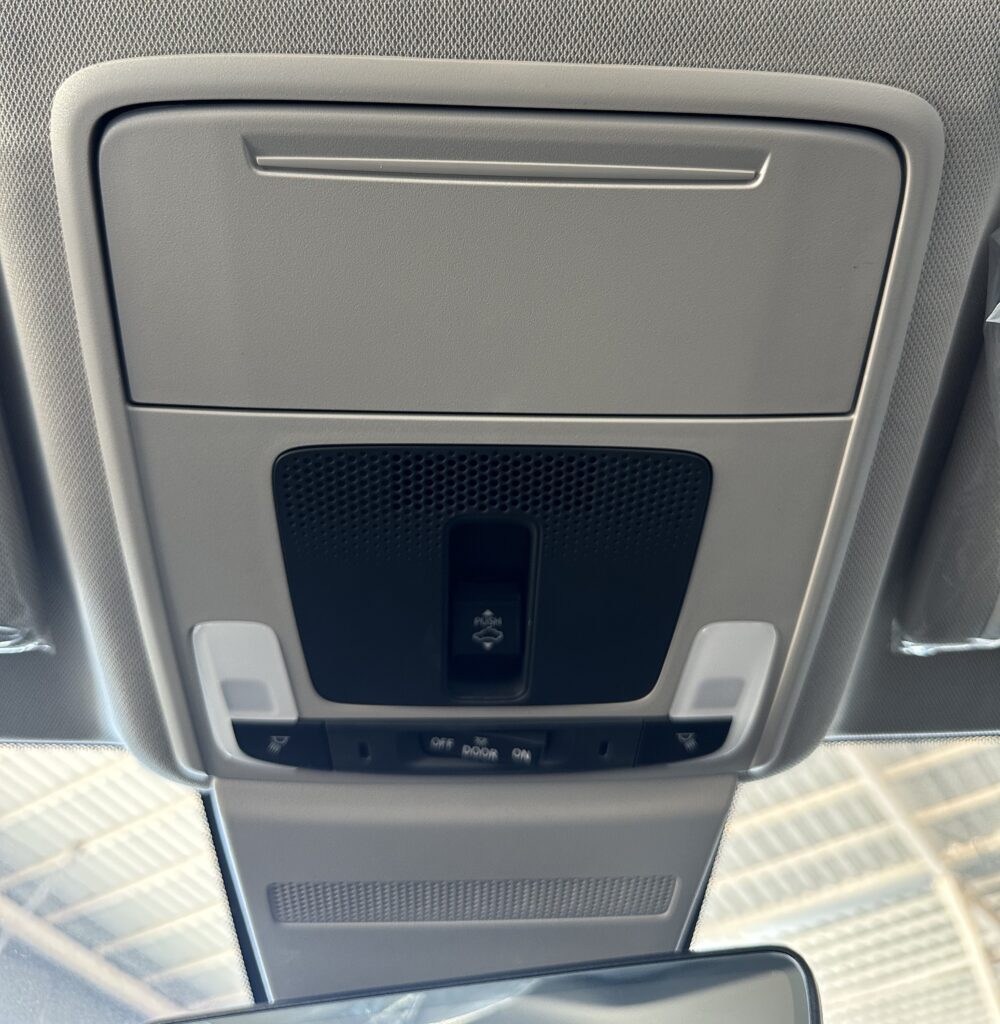 هوندا أكورد نص فل أسمنتى موديل 2025