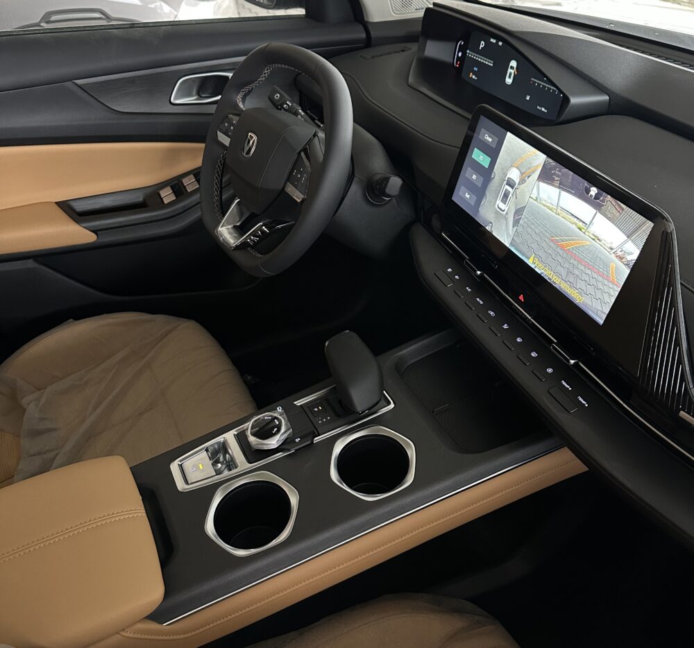 شانجان يونى اس 2025