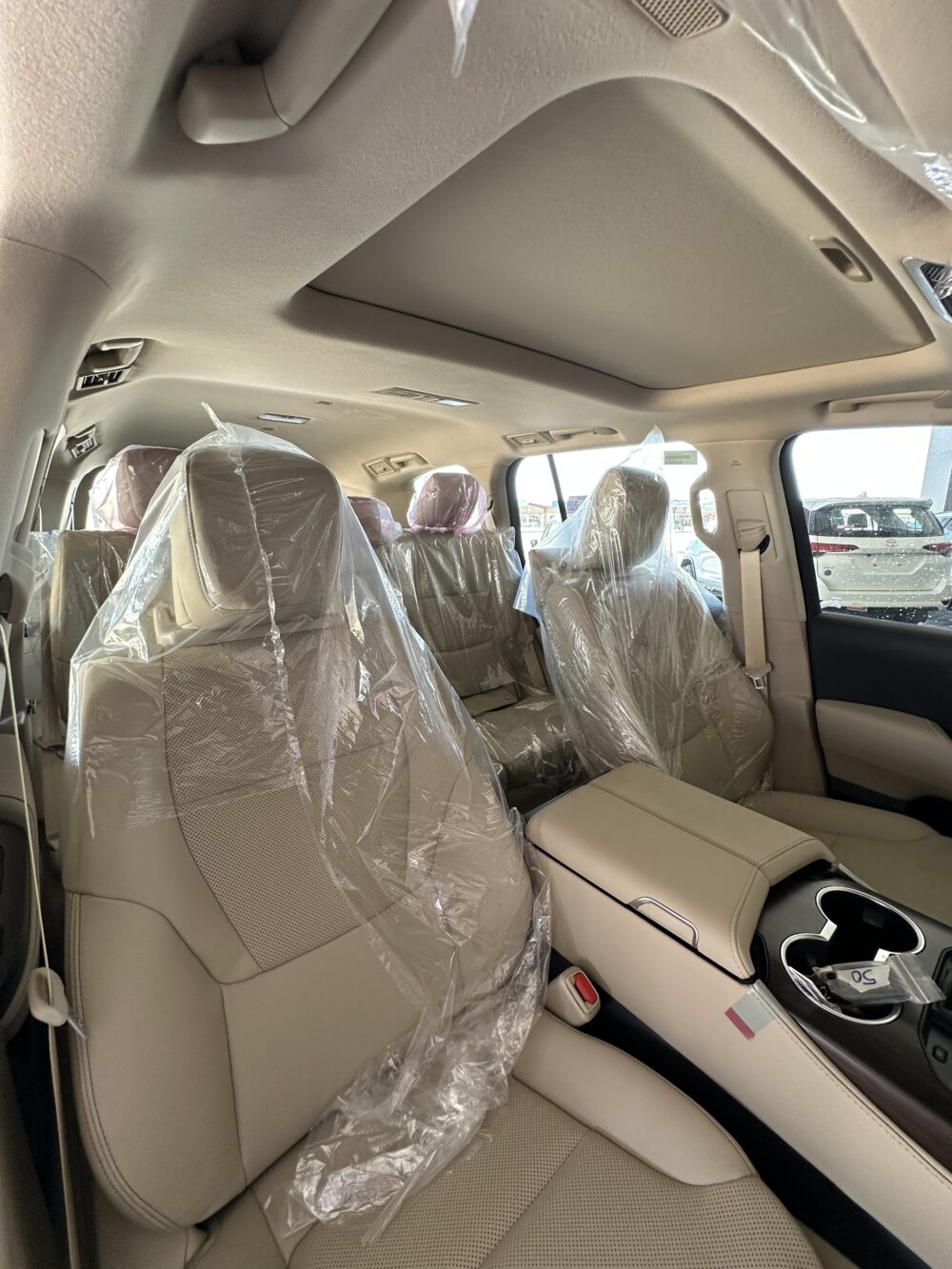 تويوتا لاند كروزر اسود 2026