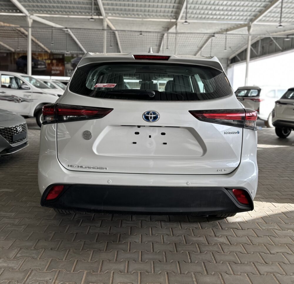 تويوتا هايلاندر GLE هايبرد 2025