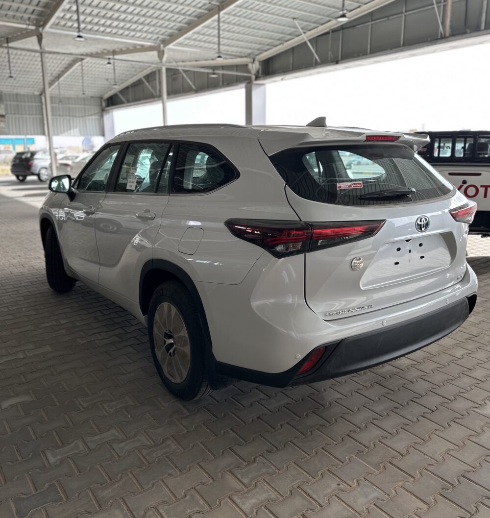 تويوتا هايلاندر GLE هايبرد 2025