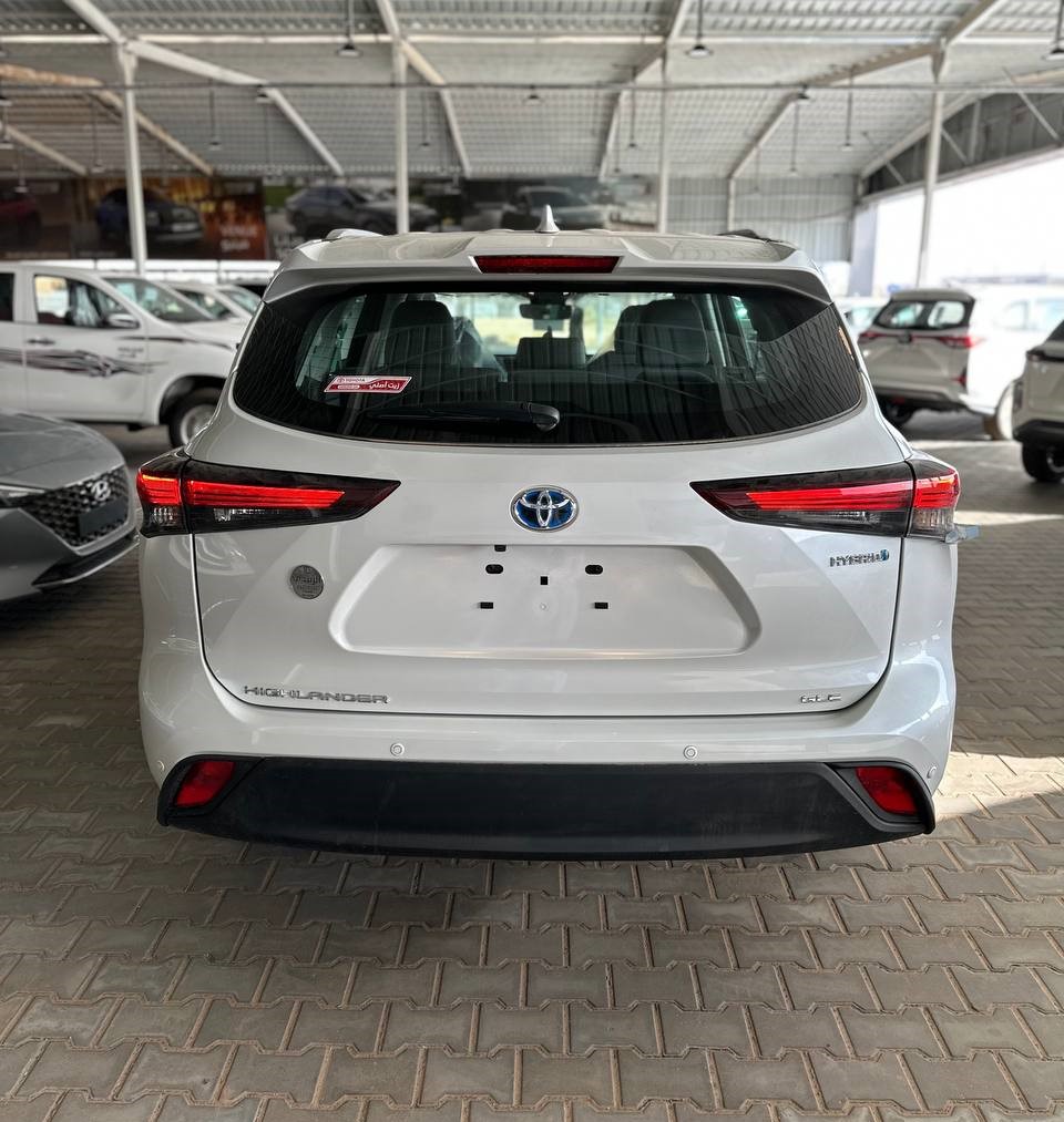 تويوتا هايلاندر GLE هايبرد 2025