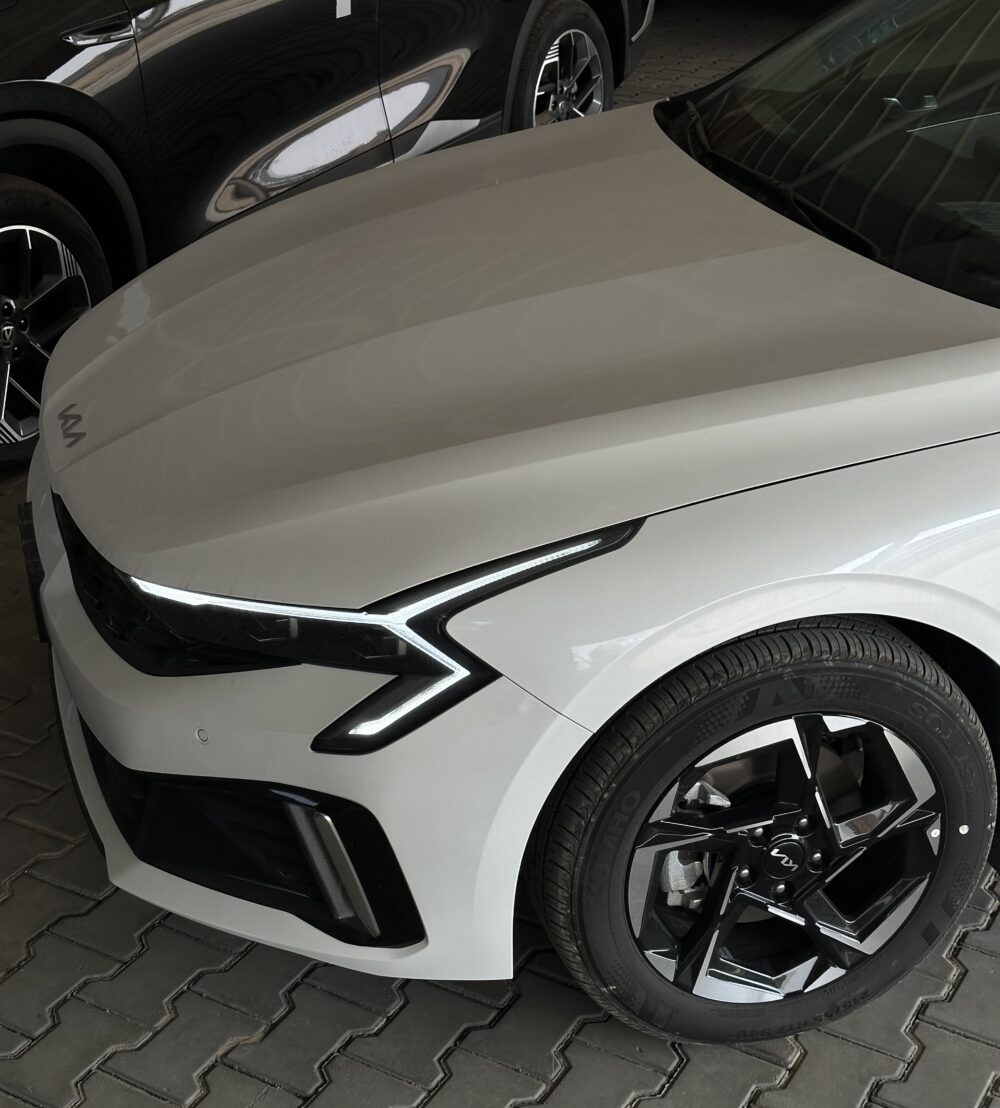 كيا  K5 نص فل موديل 2026