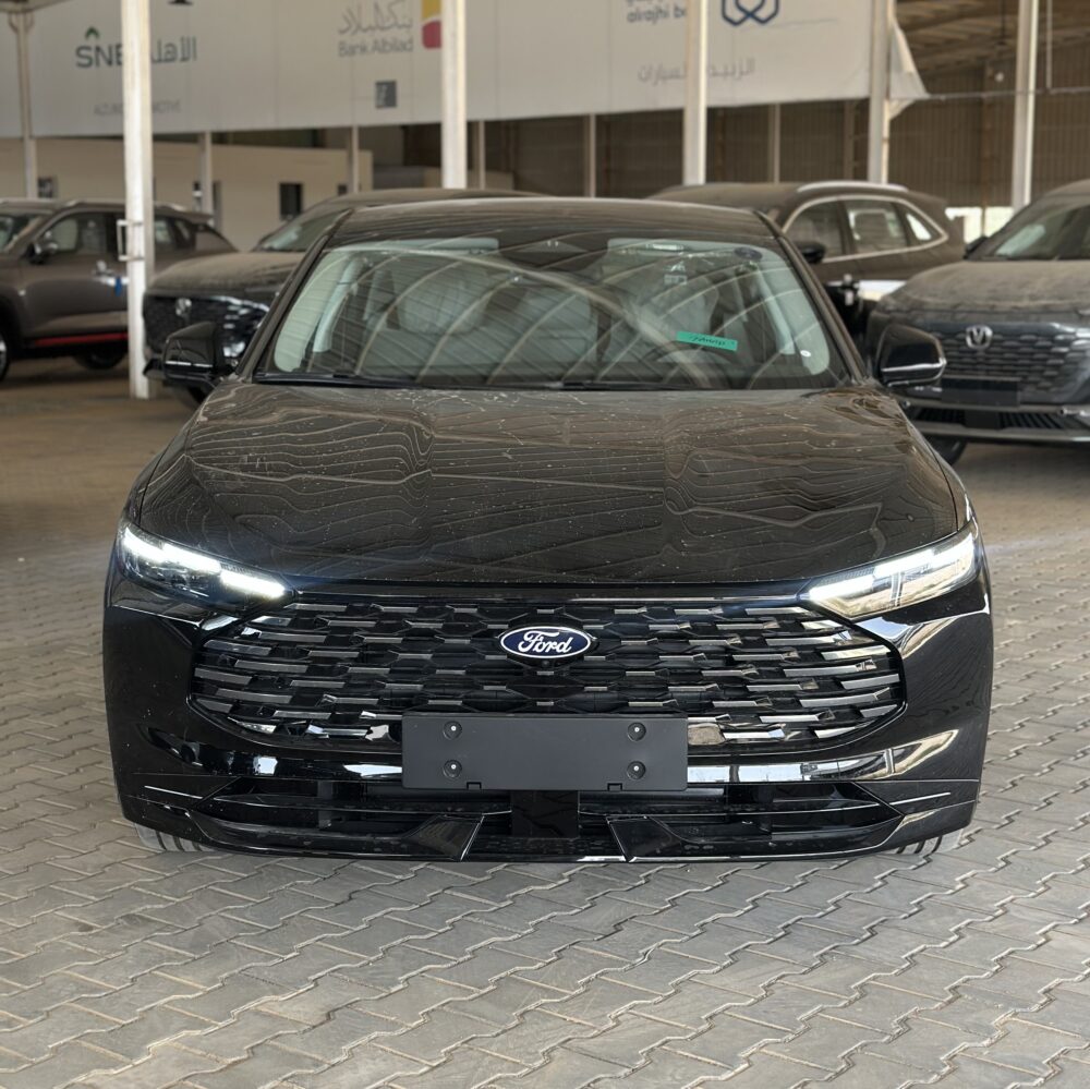 فورد تورس تيتانيوم 2026