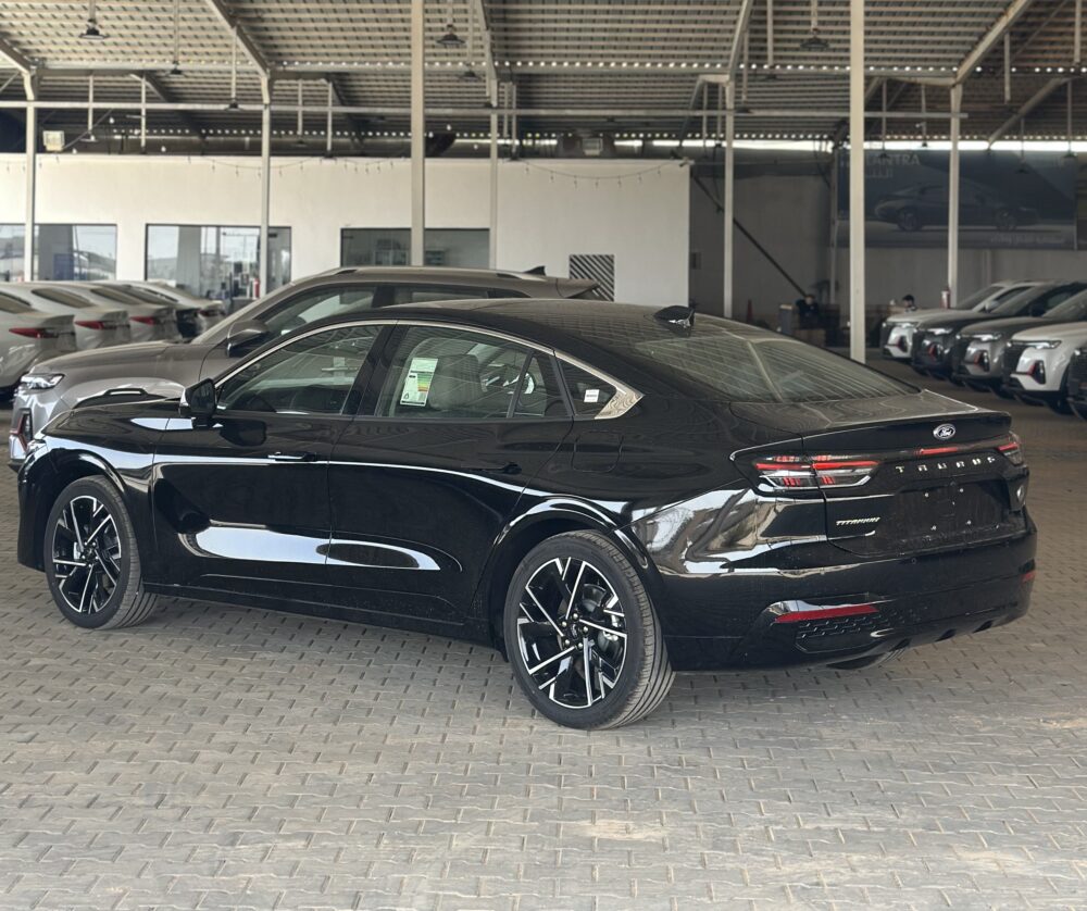 فورد تورس تيتانيوم 2026