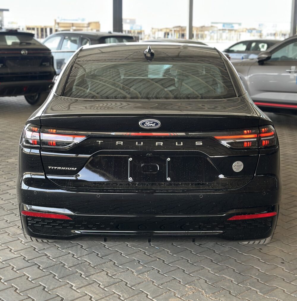 فورد تورس تيتانيوم 2026