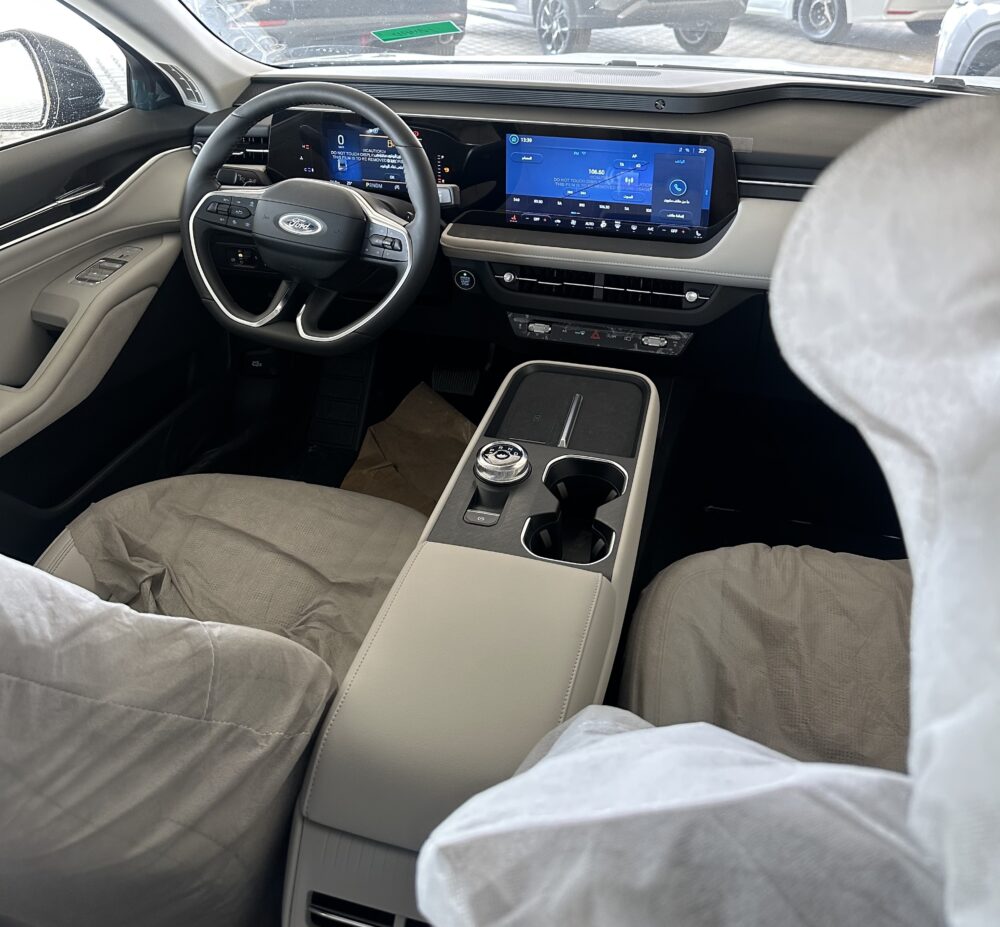 فورد تورس تيتانيوم 2026