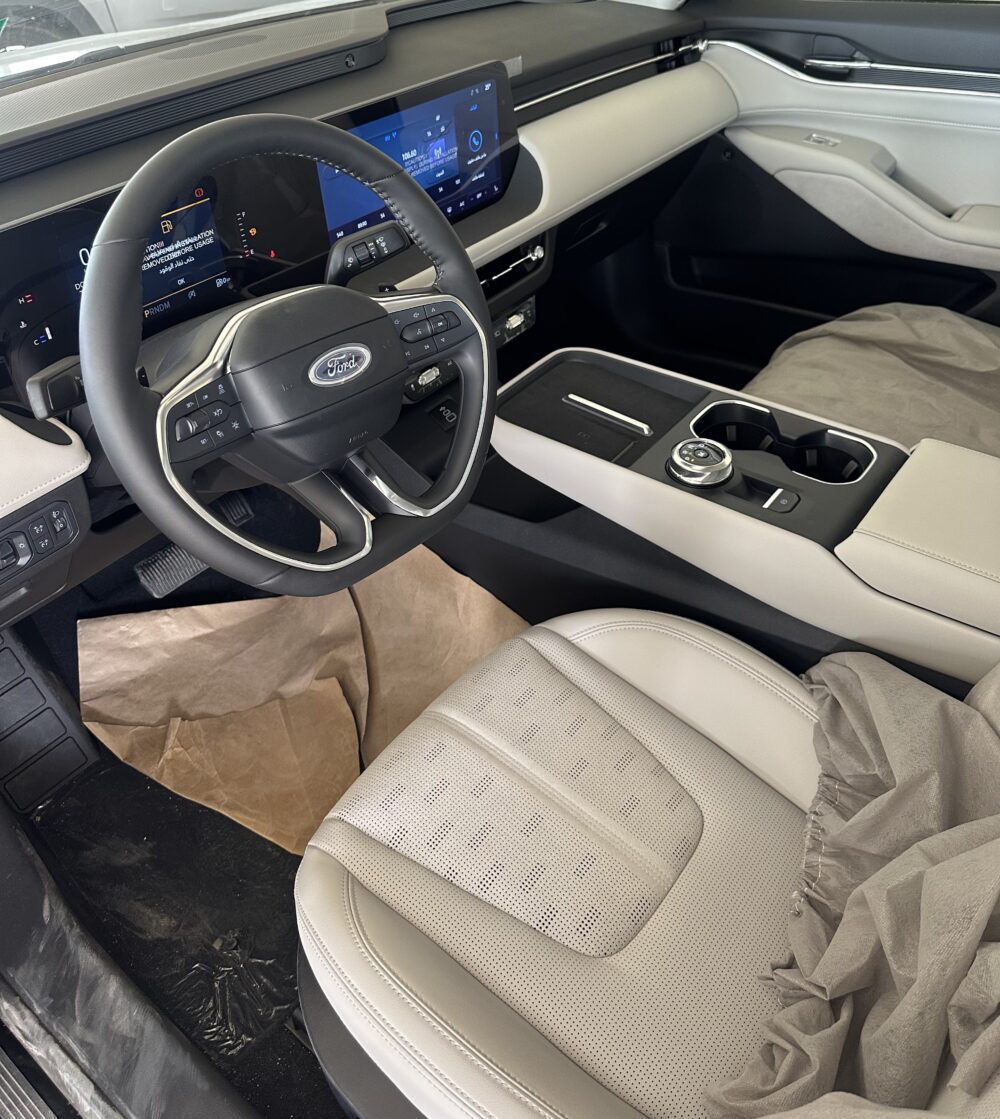 فورد تورس تيتانيوم 2026