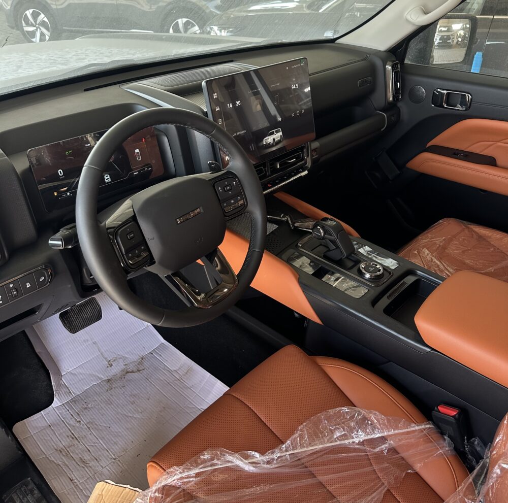 IMG_3932 هافال H9 نص فل 2026 أبيض