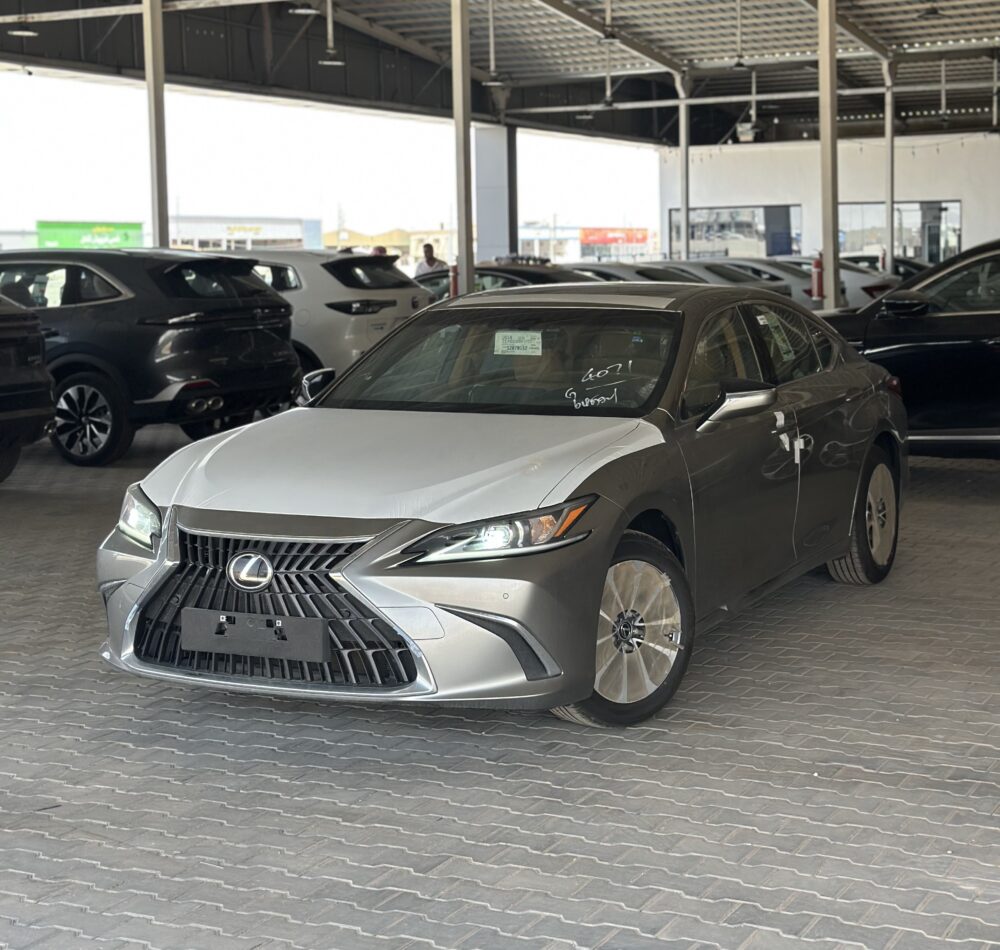 لكزس ES 250 AA  موديل 2025